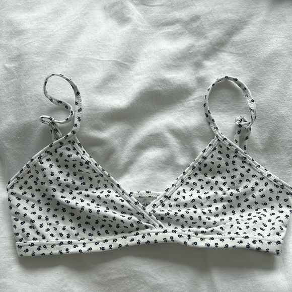 Brandy Melville Other - Brandy Melville white and blue floral bra